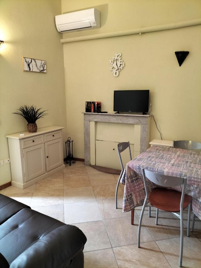 Casa Di Carlo E Chiara Apartment ซัสซารี ภายนอก รูปภาพ