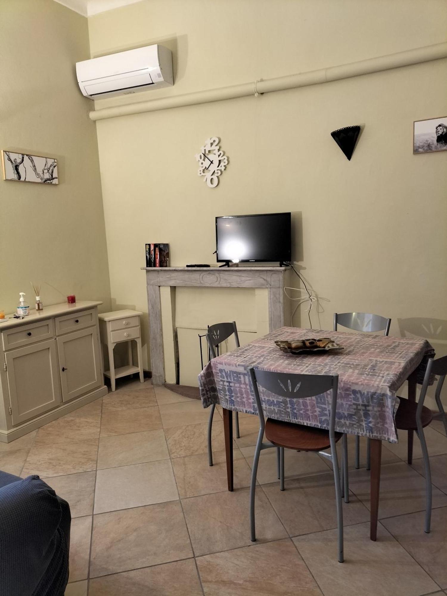 Casa Di Carlo E Chiara Apartment ซัสซารี ภายนอก รูปภาพ